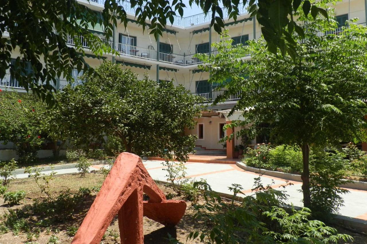 Ancora Hotel Порос Экстерьер фото